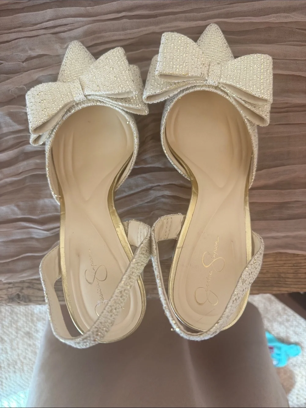 Jessica Simpson Glitter Bow Pointed-Toe Slingback Heels in Gold.Sz. 9